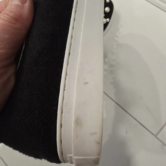 CHARLOTTE OLYMPIA Alex Pearl Embellished Sneakers In Black Size 40 - Picture 10 of 16